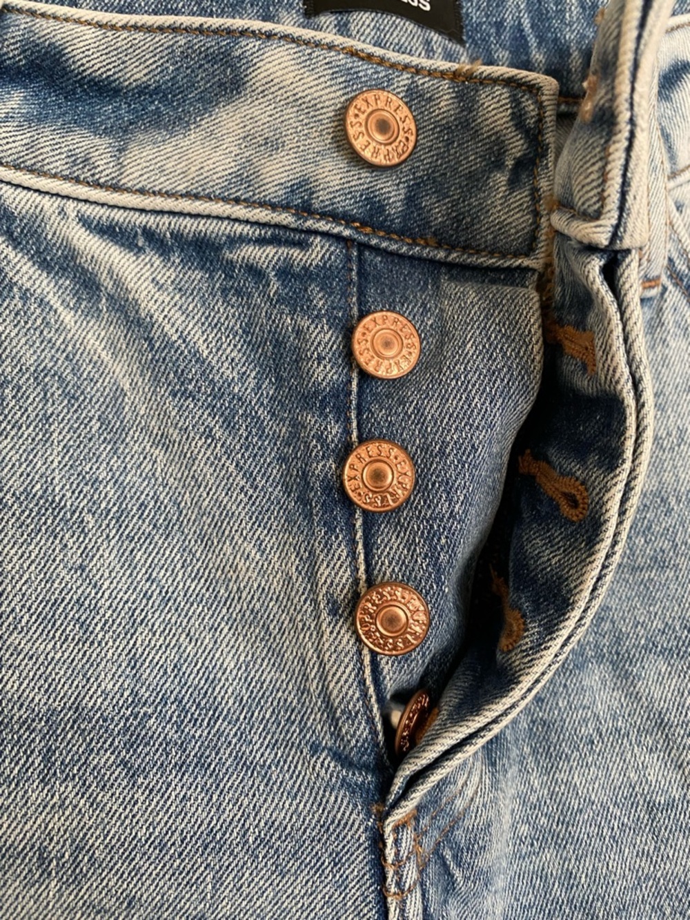 Express Light Wash Denim Jeans - Picture 3 of 8